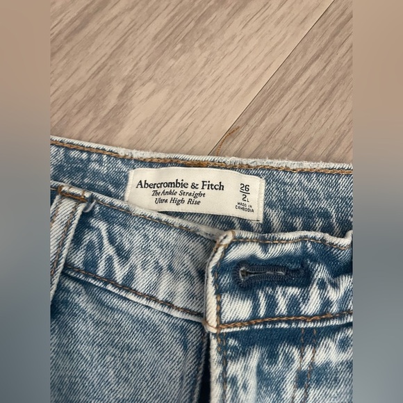 Abercrombie & fitch blue light wash ultra high rise ankle straight denim jeans - Picture 3 of 4
